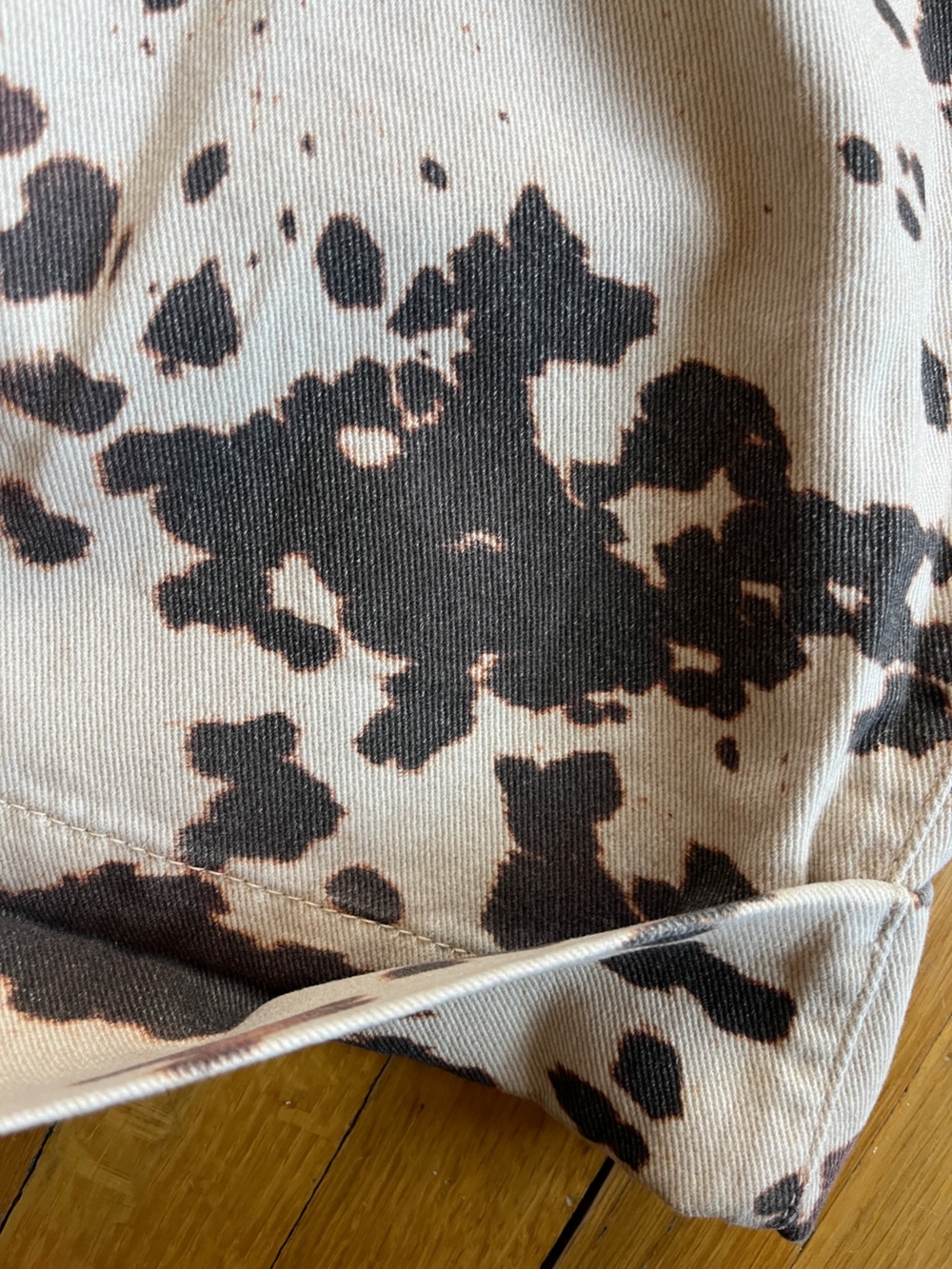 Pilcro wide leg animal splatter print brown cream jeans pleated JNCO 27 4 Y2K - Picture 4 of 13